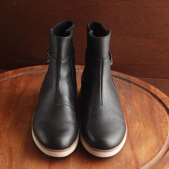 Clarks Boots Womens SZ 9M Black Zylah Rose Wedge Ankle Leather Side Zip Comfort - Picture 2 of 14